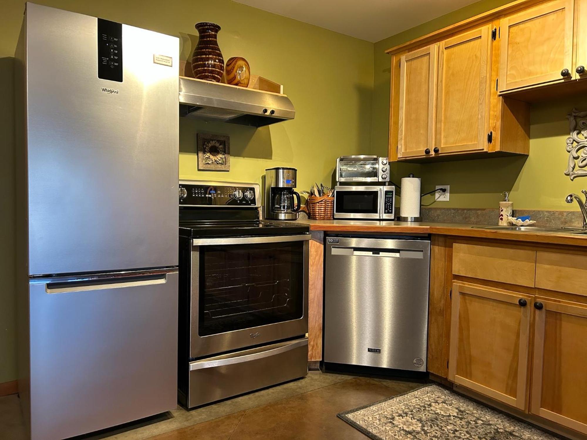 Mistisos Place Vacation Rentals ネルソン エクステリア 写真